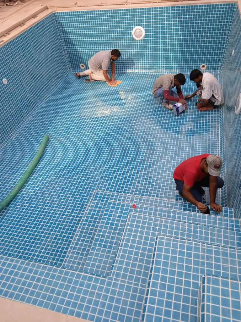 Swimming pool repairing by Handyman in Dubai